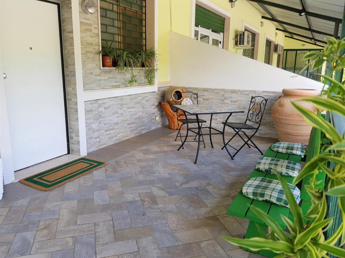 Modern Apt Reventino - Le Lincelle, Lamezia Santa Eufemia Lamezia Bagian luar foto