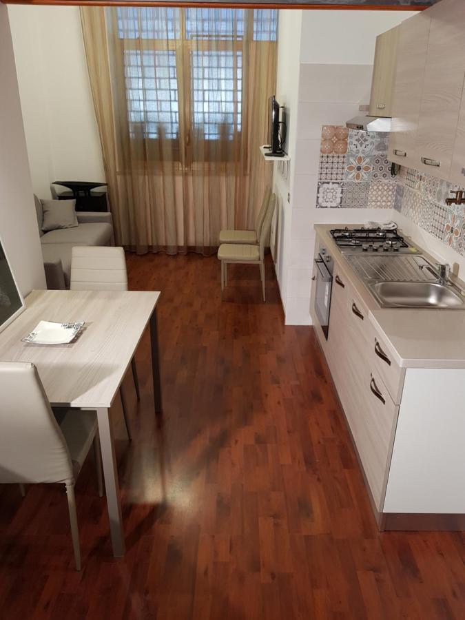 Modern Apt Reventino - Le Lincelle, Lamezia Santa Eufemia Lamezia Bagian luar foto