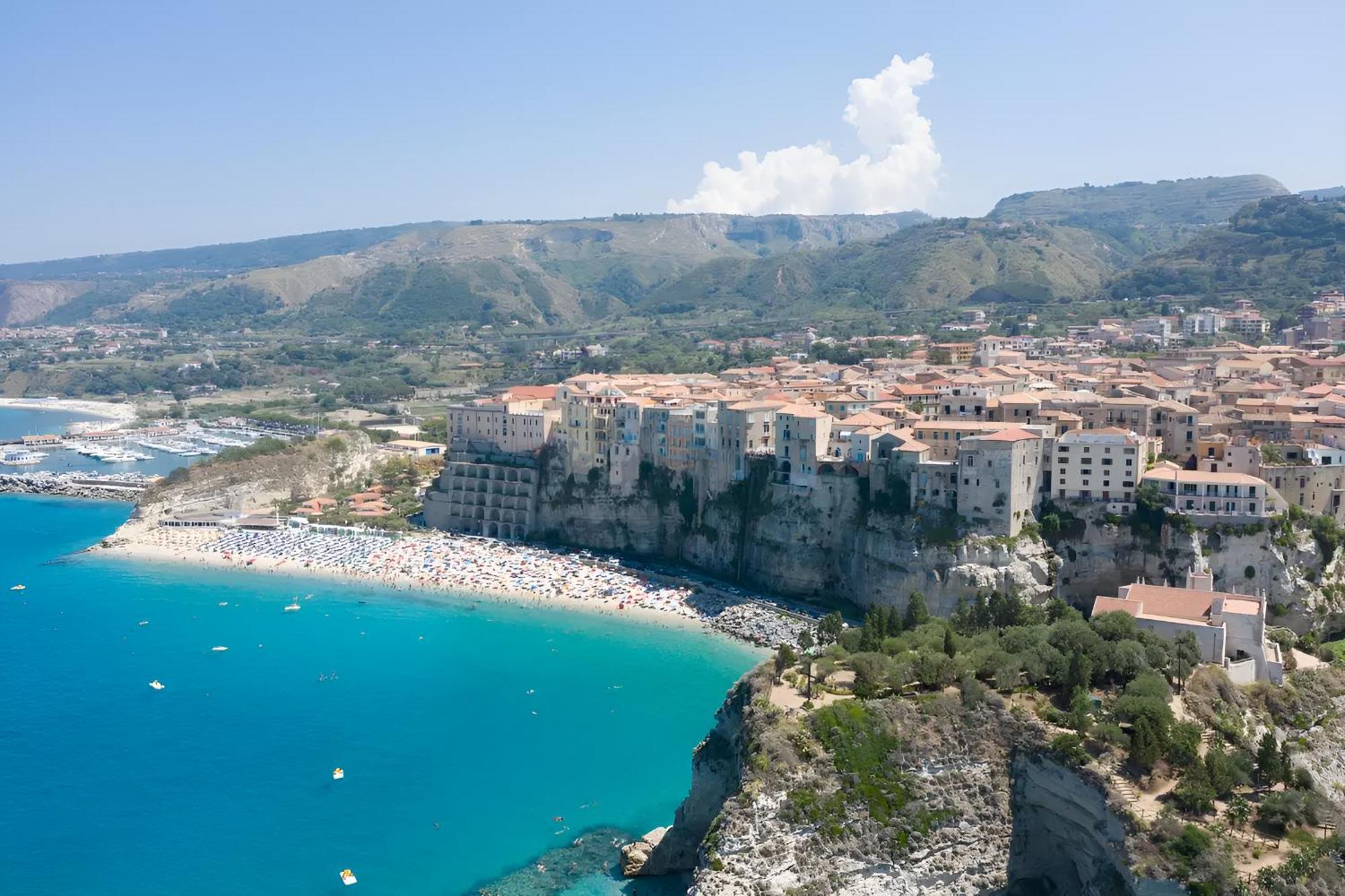 Modern Apt Reventino - Le Lincelle, Lamezia Santa Eufemia Lamezia Bagian luar foto