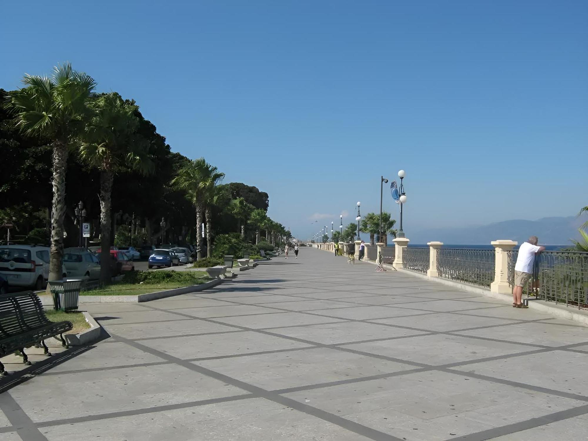 Modern Apt Reventino - Le Lincelle, Lamezia Santa Eufemia Lamezia Bagian luar foto